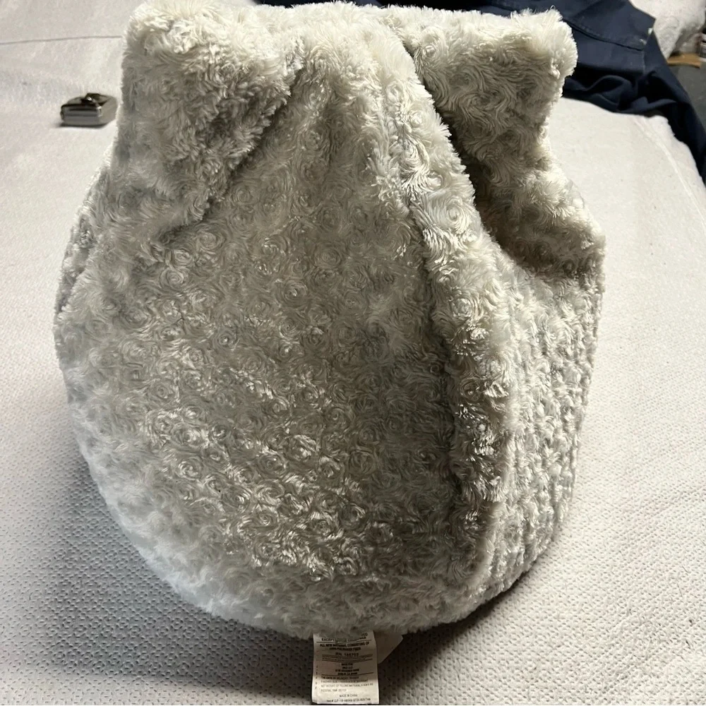 Grey Cozy Soft Cat or Dog Igloo Bed EUC